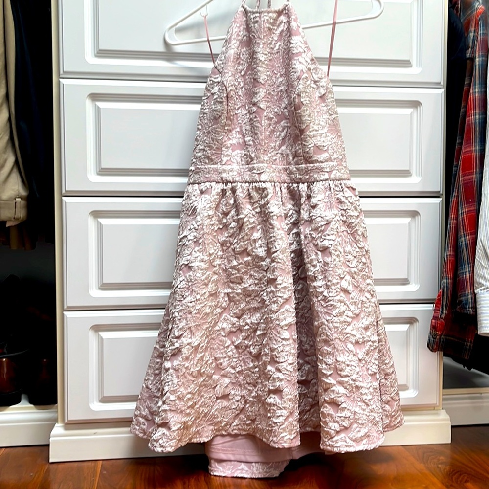 Short mauve wedding/semi formal event dress - size large